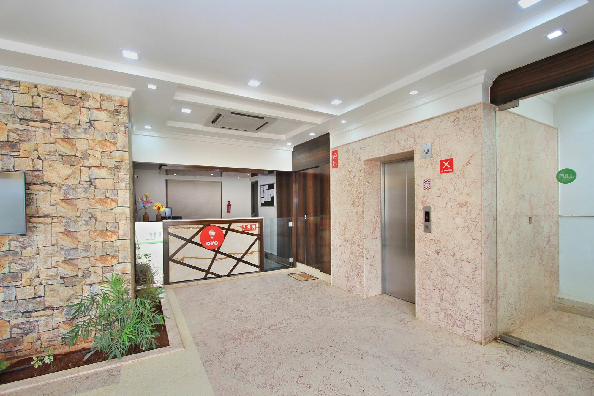 Hotel Telehaus International Bangalore Exterior photo